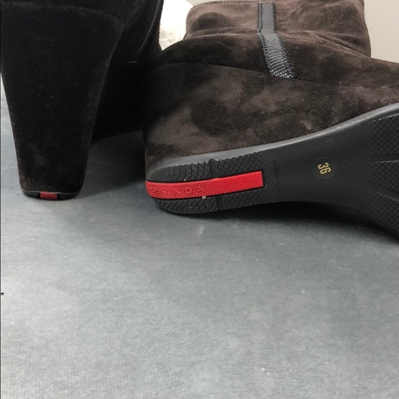 Dark brown Prada boots - Picture 5 of 7